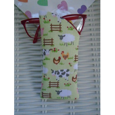Farmyard Glasses Case 