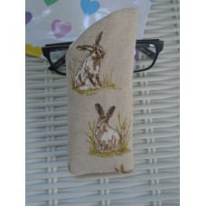 Hare Glasses Case 
